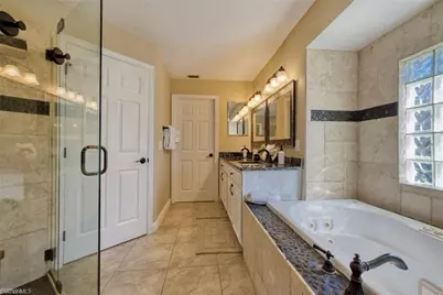 1807 SW 48th Ln, Cape Coral, FL 33914 - Photo 17