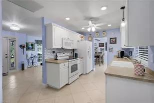 3320 SW 6th Ave, Cape Coral, FL 33914 - Photo 11