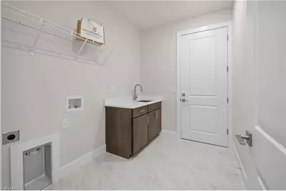8738 Lakefront Ct, Fort Myers, FL 33908 - Photo 27