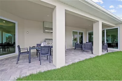 8738 Lakefront Ct, Fort Myers, FL 33908 - Photo 31