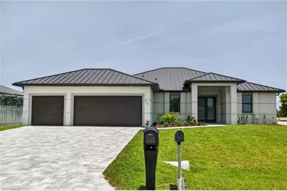 819 SW 16th Ter, Cape Coral, FL 33991 - Photo 7
