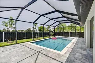 819 SW 16th Terrace, Cape Coral, FL 33991 - Photo 21