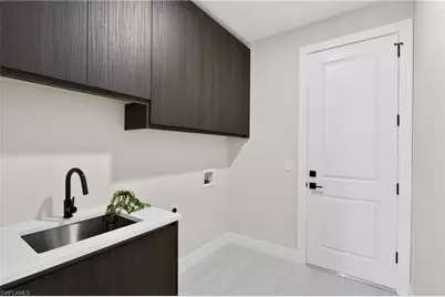 819 SW 16th Ter, Cape Coral, FL 33991 - Photo 49