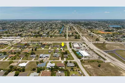 819 SW 16th Ter, Cape Coral, FL 33991 - Photo 3