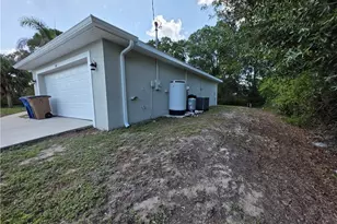 841 Calumet St E, Lehigh Acres, FL 33974 - Photo 19