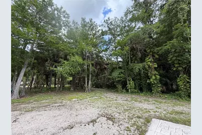 281 8th St SE, Naples, FL 34117 - Photo 5