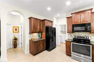 10482 Materita Dr, Fort Myers, FL 33913 - Photo 9