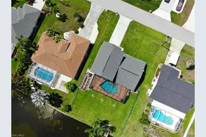 609 SE 21st St, Cape Coral, FL 33990 - Photo 41