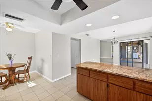 609 SE 21st St, Cape Coral, FL 33990 - Photo 13