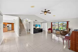 609 SE 21st St, Cape Coral, FL 33990 - Photo 7