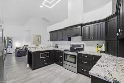 27130 Holly Ln, Bonita Springs, FL 34135 - Photo 11