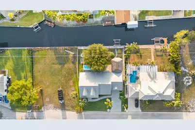 27130 Holly Ln, Bonita Springs, FL 34135 - Photo 39