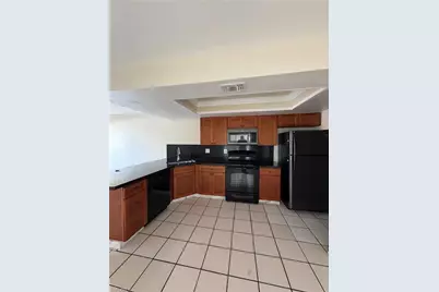 5423 9th Ave, Fort Myers, FL 33907 - Photo 5