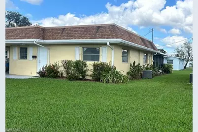 2213 Gardenia Way, Lehigh Acres, FL 33936 - Photo 9
