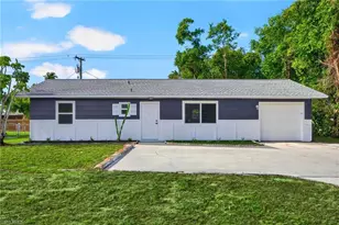 2300 Crystal Dr, Fort Myers, FL 33907 - Photo 7
