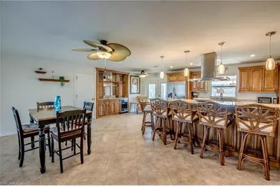 1122 El Dorado Pkwy E, Cape Coral, FL 33904 - Photo 3
