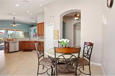 2621 Brightside Ct, Cape Coral, FL 33991 - Photo 17