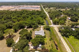 22031 Edwards Dr, Alva, FL 33920 - Photo 47