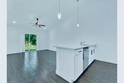 851 Bedford Dr, Lehigh Acres, FL 33974 - Photo 5