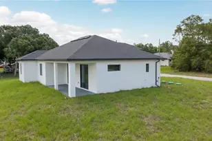 931 Barcelona St E, Lehigh Acres, FL 33974 - Photo 21