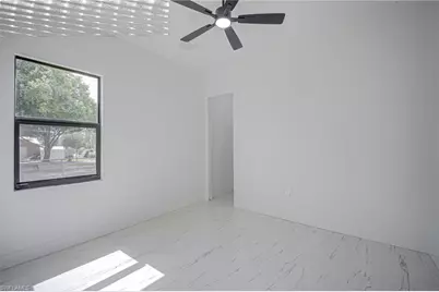 931 Barcelona St E, Lehigh Acres, FL 33974 - Photo 15