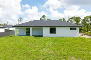 850 Foxtail St, Lehigh Acres, FL 33974 - Photo 31