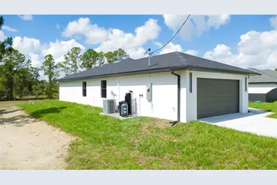 850 Foxtail St, Lehigh Acres, FL 33974 - Photo 29