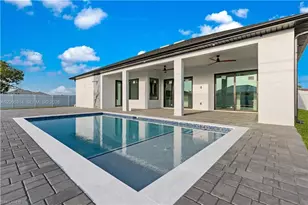 628 Chiquita Blvd N, Cape Coral, FL 33993 - Photo 31