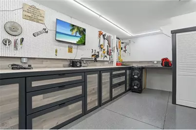 4304 NE 23rd Pl, Cape Coral, FL 33909 - Photo 29