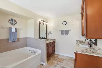 4304 NE 23rd Pl, Cape Coral, FL 33909 - Photo 13