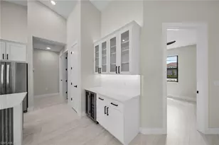 3532 Country Club Blvd, Cape Coral, FL 33904 - Photo 9