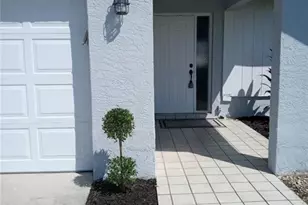 159 SE Santa Barbara Pl, Cape Coral, FL 33990 - Photo 3