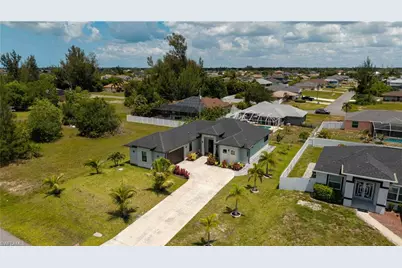 2701 NW 11th St, Cape Coral, FL 33993 - Photo 5