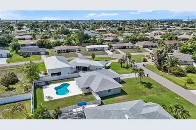 4115 SE 10th Pl, Cape Coral, FL 33904 - Photo 39