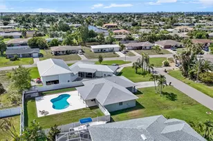 4115 SE 10th Pl, Cape Coral, FL 33904 - Photo 39