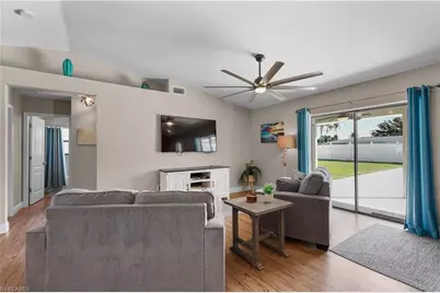 4115 SE 10th Pl, Cape Coral, FL 33904 - Photo 7