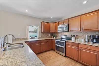 4115 SE 10th Pl, Cape Coral, FL 33904 - Photo 13