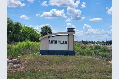 636 Nassau Cir, Labelle, FL 33935 - Photo 1