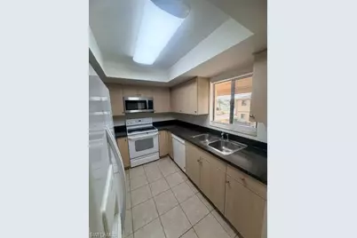 1318 SE 40th Ter, Cape Coral, FL 33904 - Photo 27