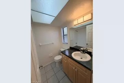 1318 SE 40th Ter, Cape Coral, FL 33904 - Photo 17