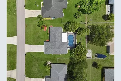 801 SW 11th Pl, Cape Coral, FL 33991 - Photo 23