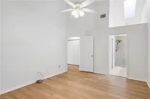 15237 Cricket Ln, Fort Myers, FL 33919 - Photo 9