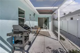 718 103rd Ave N, Naples, FL 34108 - Photo 27