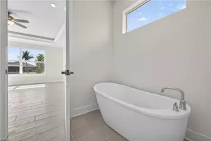 2632 SW 10th Ave, Cape Coral, FL 33914 - Photo 7