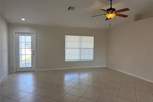 3527 NE 19th Pl, Cape Coral, FL 33909 - Photo 9