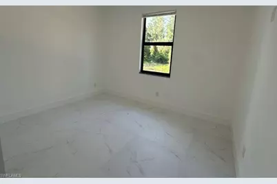 404-406 Chalet Ave S, Lehigh Acres, FL 33974 - Photo 13