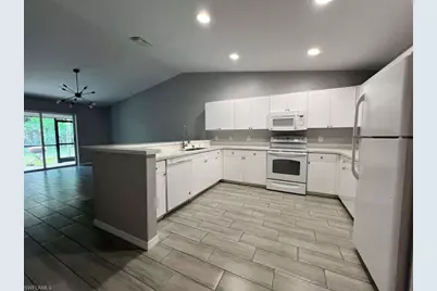 715 SE 24th Ave #715, Cape Coral, FL 33990 - Photo 7