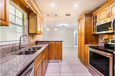 2319 Barcelona Ave, Fort Myers, FL 33905 - Photo 13