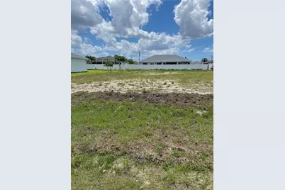 526 NW 7th Ave, Cape Coral, FL 33993 - Photo 9