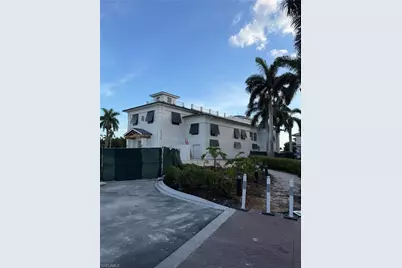 4700 Yacht Harbor Dr #622, Naples, FL 34112 - Photo 5